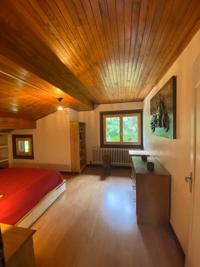 Logement Mansarde Dans Maison Avec Jardin En Bord De Piste, Vue Montagne Les Houches Eksteriør bilde